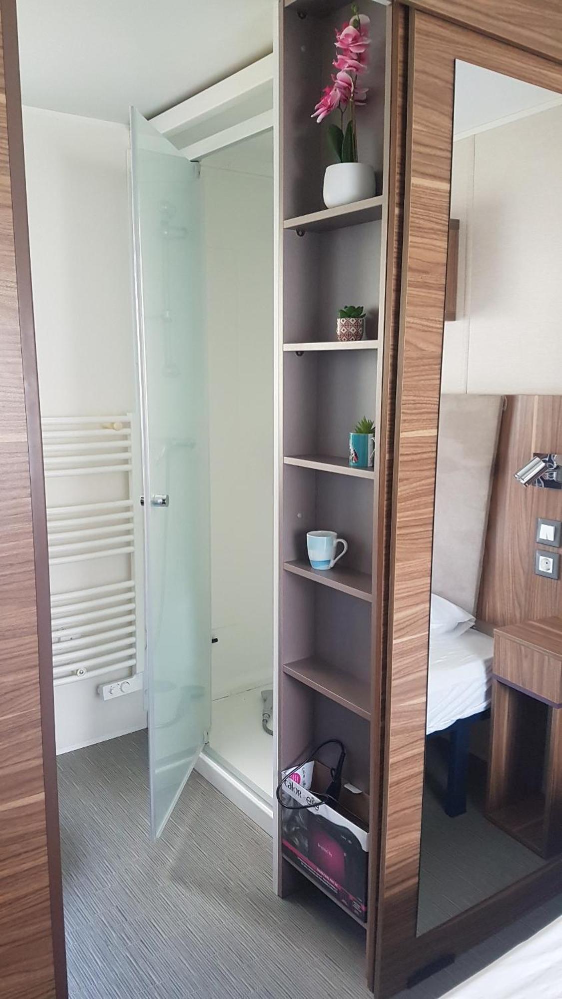 Mobil-home 3ch, 2 Sdbwc, Confort Les Allais * Trogues